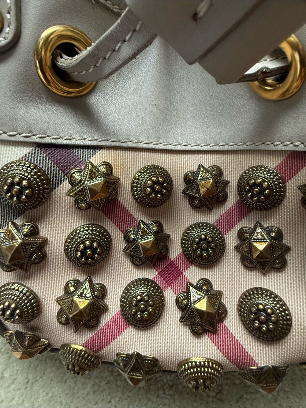 Burberry Nova Check Warrior Style Studded Bag - Picture 3 of 8